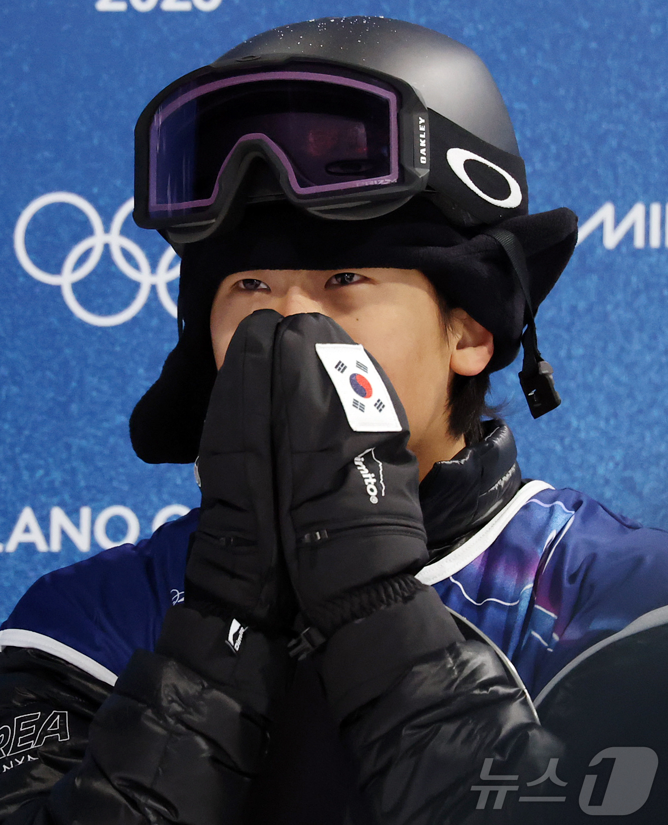 (밀라노=뉴스1) 김진환 기자 = 스노보드 이채운이 13일(현지시간) 이탈리아 리비뇨 스노파크에서 열린 2026 밀라노·코르티나담페초 동계올림픽 스노보드 남자 하프파이프 3차 결선 …