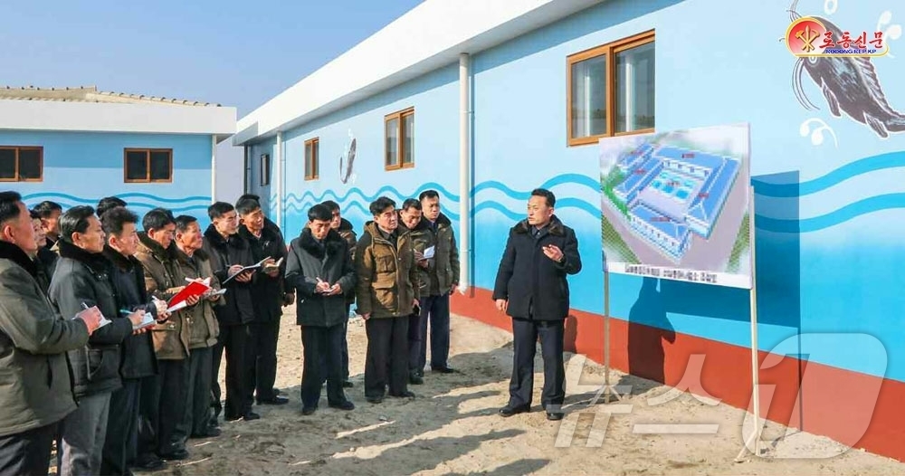 (평양 노동신문=뉴스1) = 북한 노동당 기관지 노동신문은 14일 평안북도에서 "논판양어를 위한 사업을 예단성 있게 조직 전개하고 있다"고 선전했다. [국내에서만 사용가능. 재배포 …