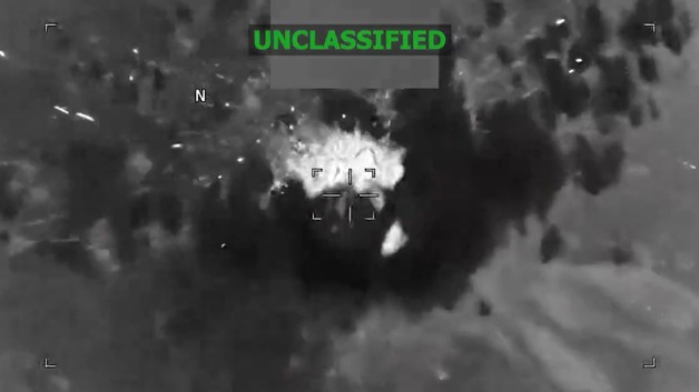 미군 "카리브해서 '마약 밀매 관여' 선박 공격…3명 사살"