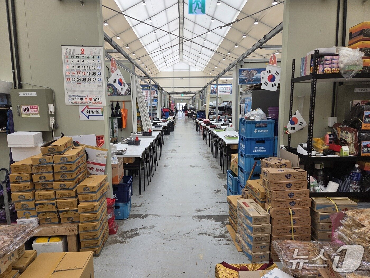 본문 이미지 - 서천특화시장 내 식당가 모습.2026.2.14/뉴스1