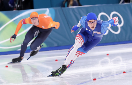 레이스 펼치는 조던 스톨츠·예닝 더 보