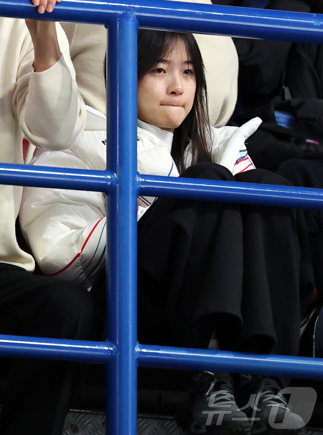 (밀라노=뉴스1) 김진환 기자 = 스노보드 하프파이프 금메달을 획득한 최가온이 14일(현지시간) 이탈리아 밀라노 아이스 스케이팅 아레나에서 열린 2026 밀라노·코르티나담페초 동계 …