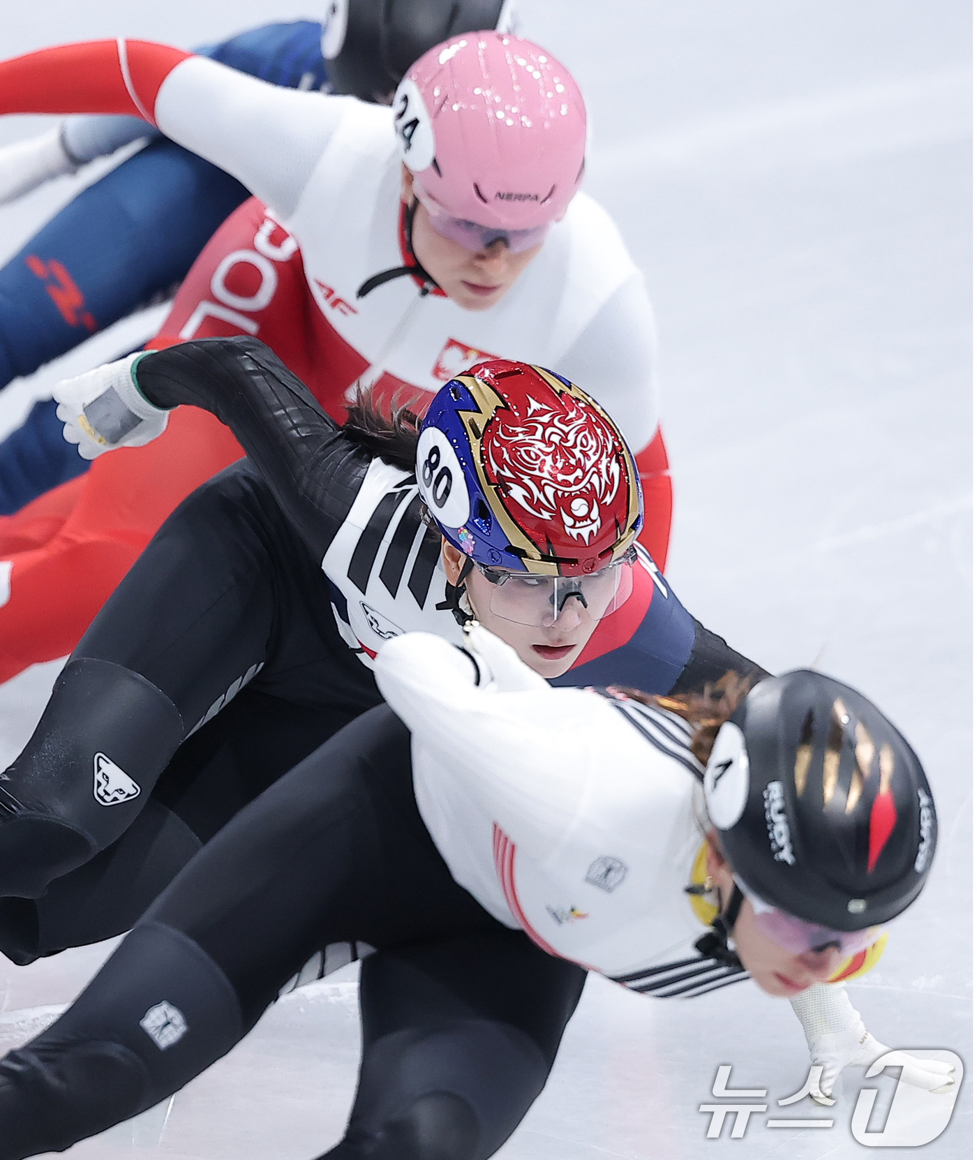 (밀라노=뉴스1) 김성진 기자 = 쇼트트랙 노도희가 14일(현지시간) 이탈리아 밀라노 아이스스케이팅 아레나에서 열린 2026 밀라노·코르티나담페초 동계올림픽 쇼트트랙 여자 1000 …