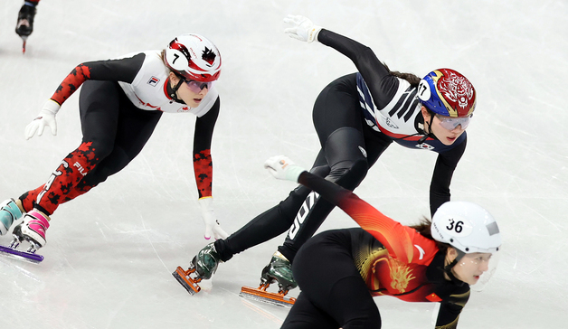 심석희, 빈 공간으로 향해