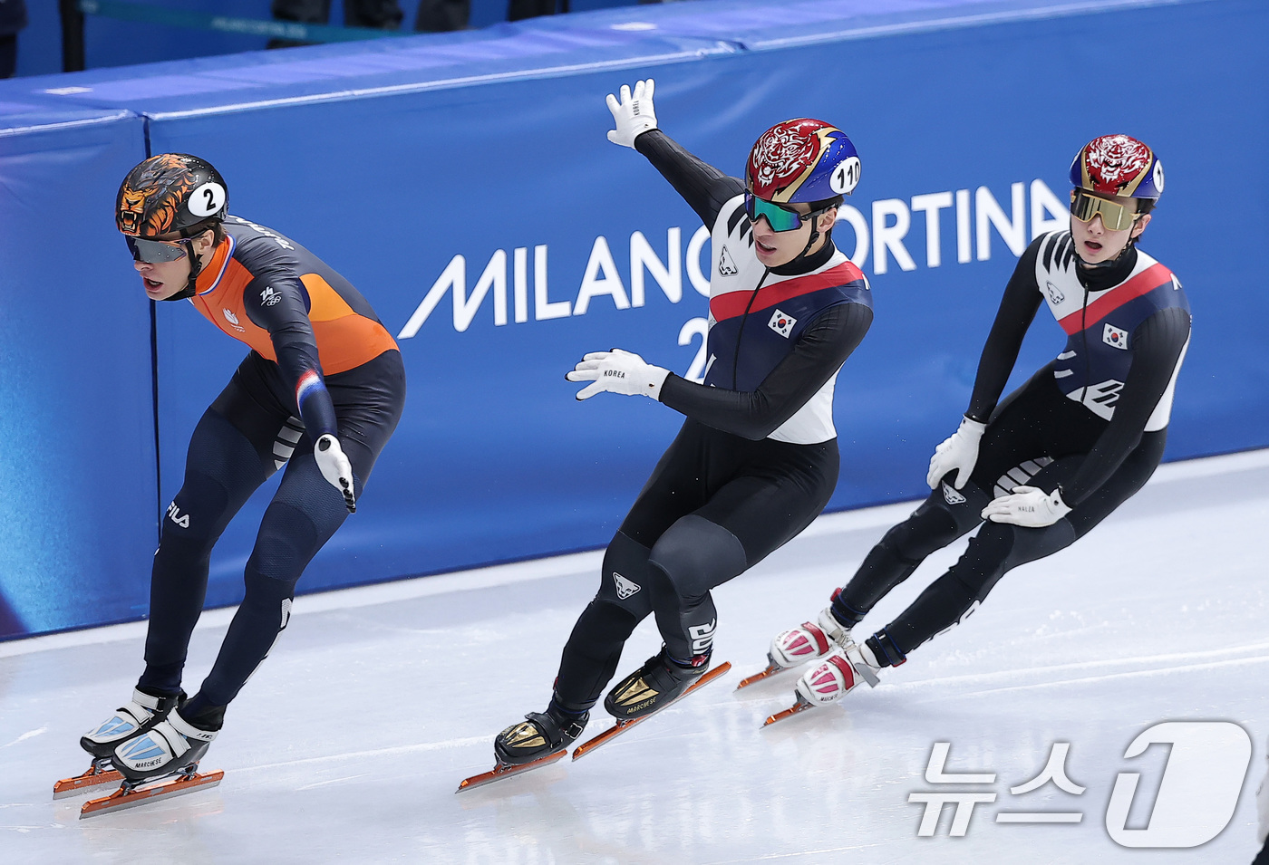 (밀라노=뉴스1) 김성진 기자 = 쇼트트랙 황대헌이 14일(현지시간) 이탈리아 밀라노 아이스스케이팅 아레나에서 열린 2026 밀라노·코르티나담페초 동계올림픽 쇼트트랙 남자 1500 …
