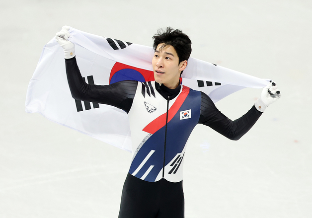 황대헌, 값진 은메달 획득