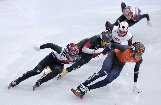 황대헌, 아웃코스