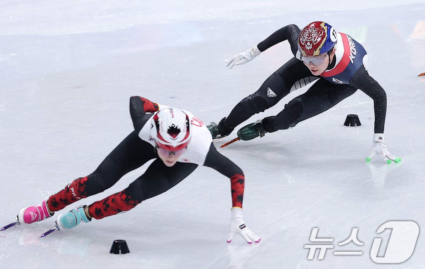 (밀라노=뉴스1) 김성진 기자 = 쇼트트랙 심석희가 14일(현지시간) 이탈리아 밀라노 아이스스케이팅 아레나에서 열린 2026 밀라노·코르티나담페초 동계올림픽 쇼트트랙 여자 3000 …