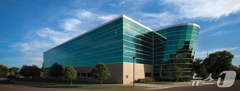 본문 이미지 - 지역공공은행의 모범사례로 꼽히는 노스다코타은행 사옥 전경 (은행 SNS 캡처. 재판매 및 DB금지)