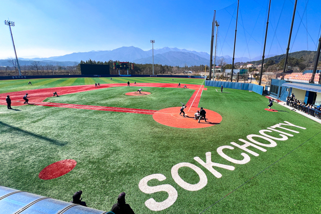 스토브리그 넘어 실전까지…겨울야구의 도시 속초