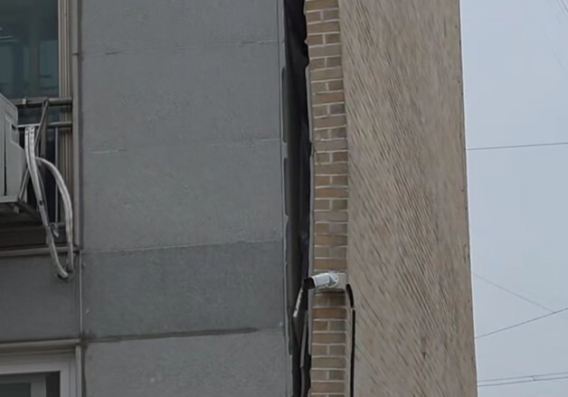 영광 공동주택 외벽 균열…27명 대피