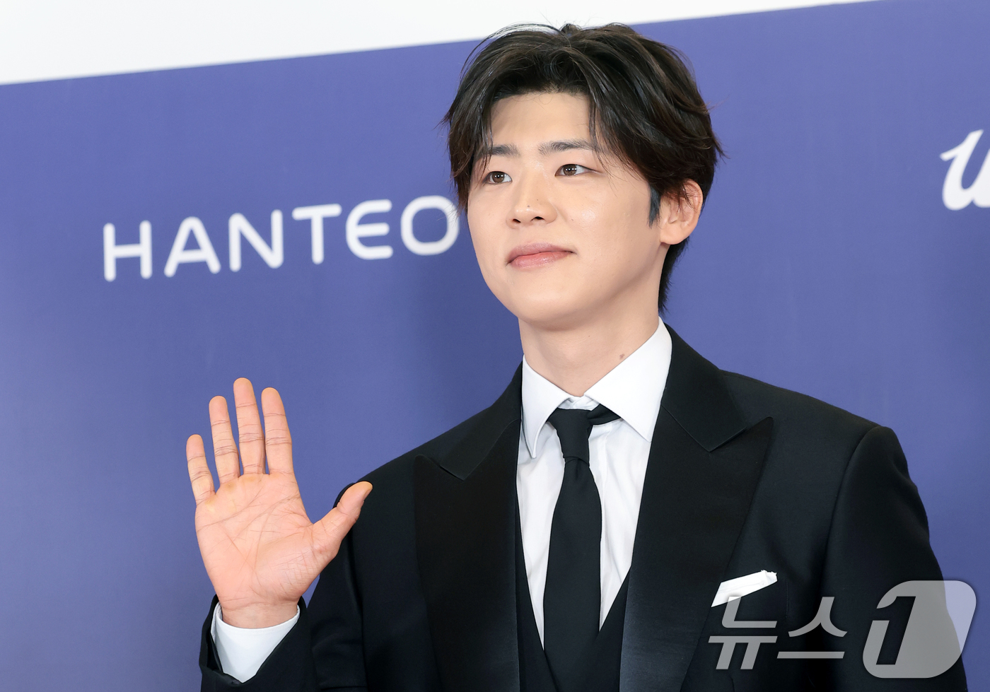 (서울=뉴스1) 권현진 기자 = 가수 박지현이 15일 오후 서울 송파구의올림픽공원 KSPO돔에서 열린 '33주년 한터뮤직어워즈 2025’ 레드카펫 행사에 참석하고 있다. 2026. …