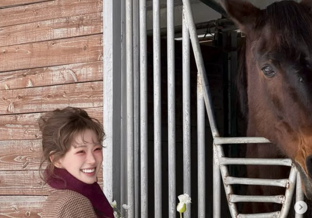 '故최진실·조성민 딸' 최준희, 11세 연상 비연예인 연인과 5월 결혼