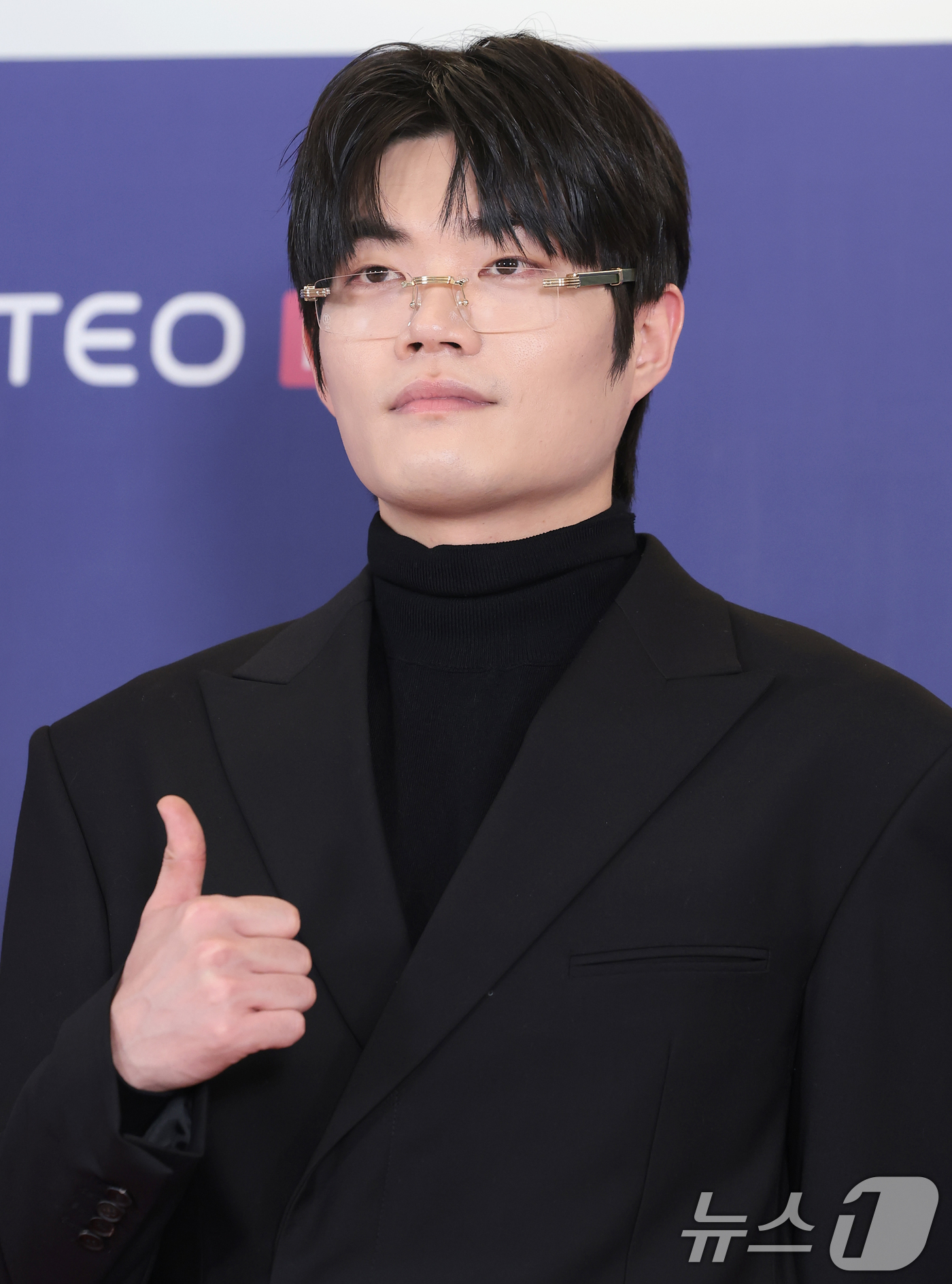 (서울=뉴스1) 권현진 기자 = 비트박서 WING이 15일 오후 서울 송파구의올림픽공원 KSPO돔에서 열린 '33주년 한터뮤직어워즈 2025’ 레드카펫 행사에 참석해 포즈를 취하고 …