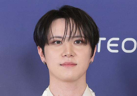 한터뮤직어워즈 참석한 위아이 김동한