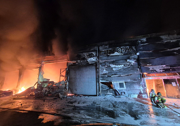 당진 농기계 판매점 화재…3억6000만원 재산 피해