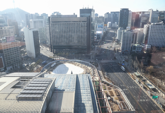 설 연휴로 한산한 도심