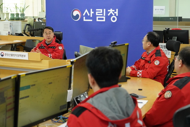 김인호 산림청장, 산불 방지대책 점검