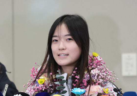 금의환향 최가온 "할머니 육전 먹고싶다"