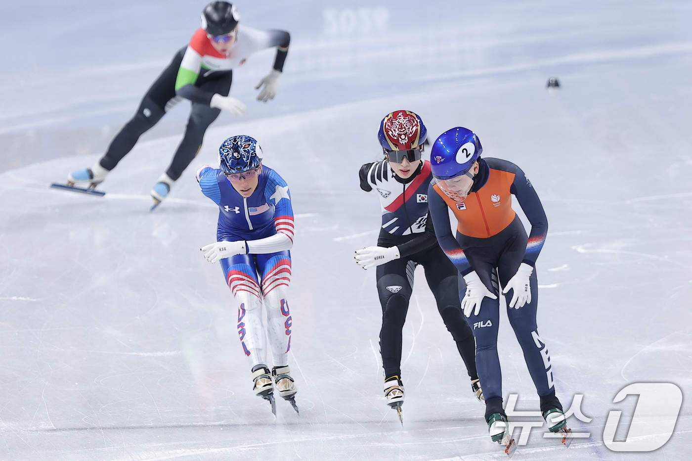 (밀라노=뉴스1) 김성진 기자 = 쇼트트랙 김길리가 16일(현지시간) 이탈리아 밀라노 아이스스케이팅 아레나에서 열린 2026 밀라노·코르티나담페초 동계올림픽 쇼트트랙 여자 1000 …