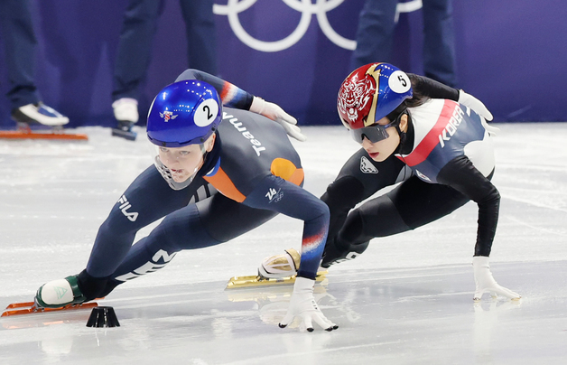 틈새 파고드는 김길리