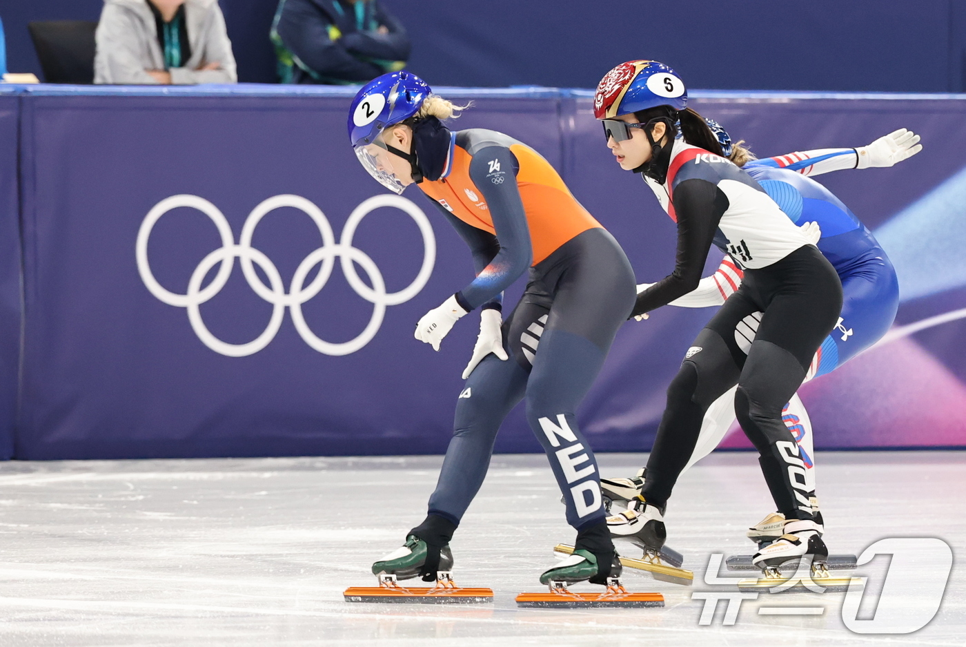 (밀라노=뉴스1) 김진환 기자 = 쇼트트랙 김길리가 16일(현지시간) 이탈리아 밀라노 아이스스케이팅 아레나에서 열린 2026 밀라노·코르티나담페초 동계올림픽 쇼트트랙 여자 1000 …