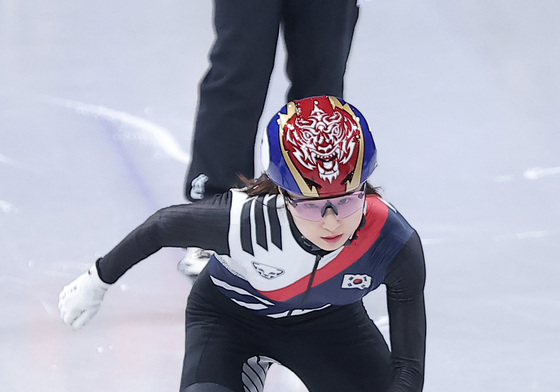 최민정, 힘찬 스타트