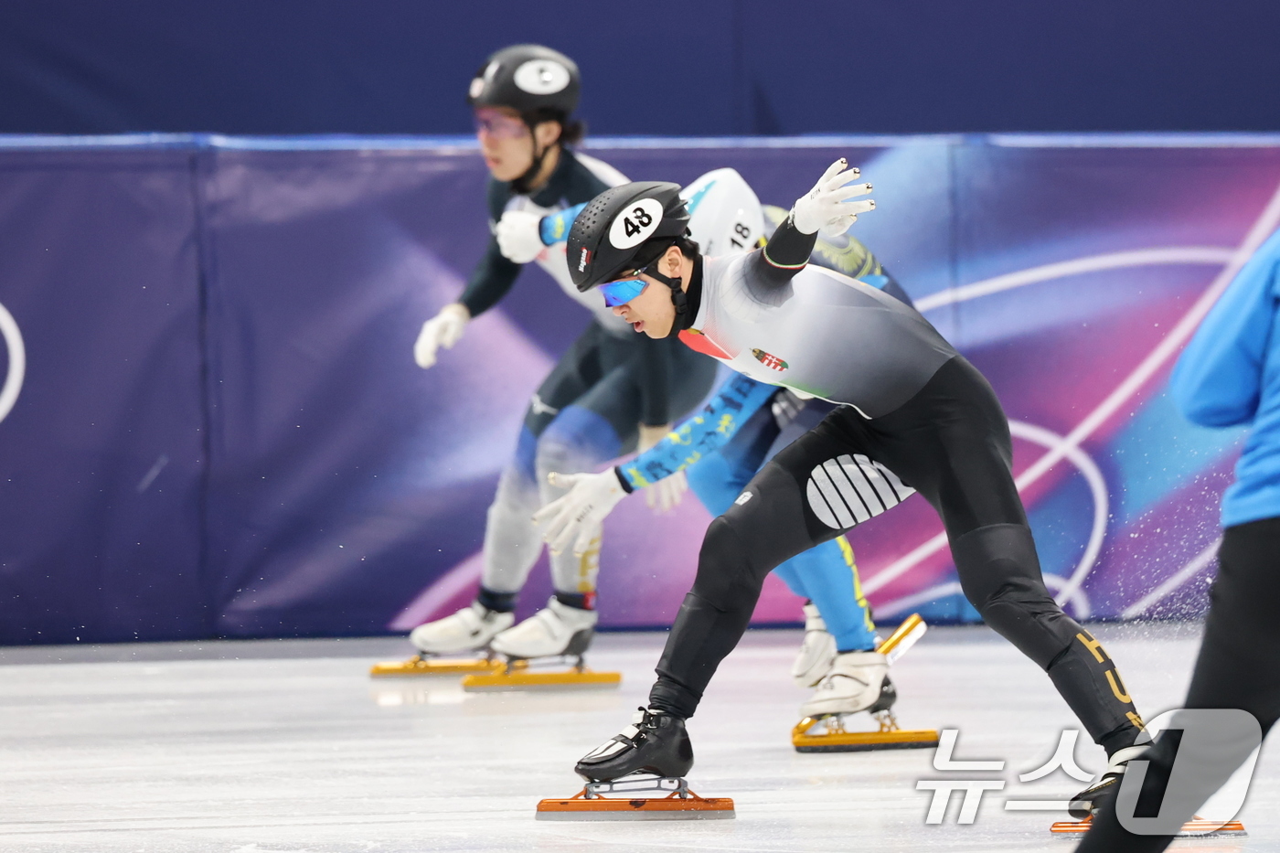 (밀라노=뉴스1) 김진환 기자 = 헝가리로 귀화한 쇼트트랙 문원준이 16일(현지시간) 이탈리아 밀라노 아이스스케이팅 아레나에서 열린 2026 밀라노·코르티나담페초 동계올림픽 쇼트트 …