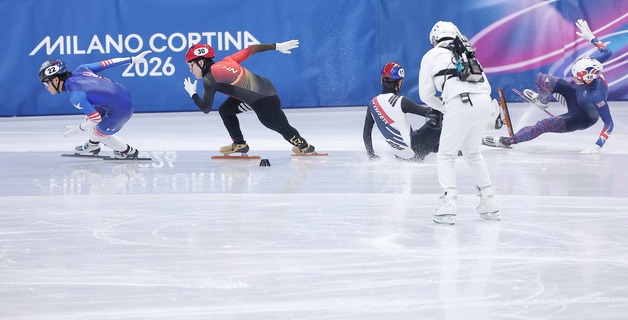 스타트 도중 넘어지는 임종언