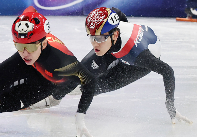 질주하는 임종언과 임효준