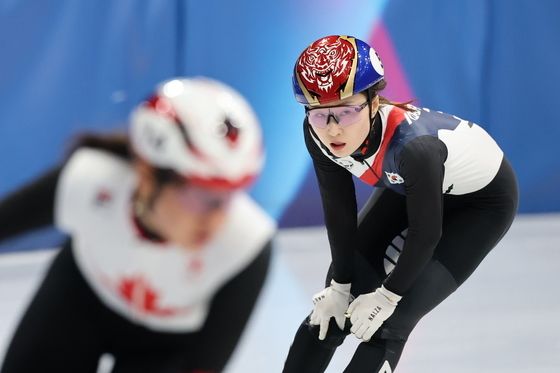 '쇼트트랙 여제' 최민정 1000미터 충격 '준결승 탈락'