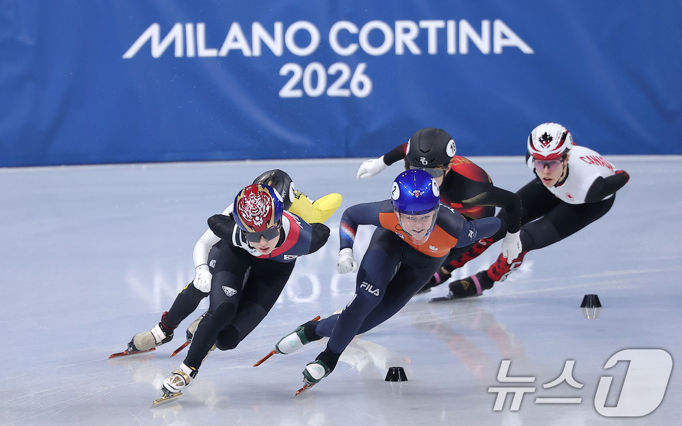 (밀라노=뉴스1) 김성진 기자 = 쇼트트랙 김길리가 16일(현지시간) 이탈리아 밀라노 아이스스케이팅 아레나에서 열린 2026 밀라노·코르티나담페초 동계올림픽 쇼트트랙 여자 1000 …