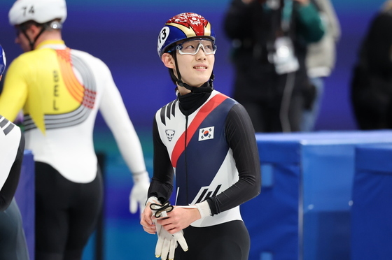남자 쇼트트랙 5000m 계주서 1위 결승 진출