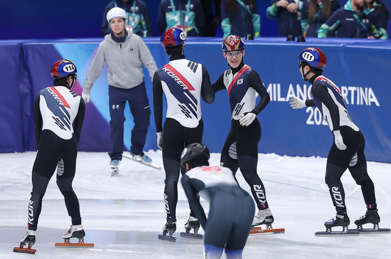 조1위로 계주 결승 진출한 쇼트트랙 남자 대표팀