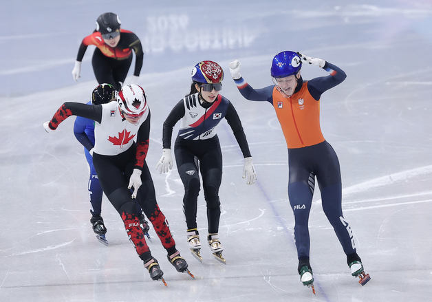 3위로 통과하는 김길리