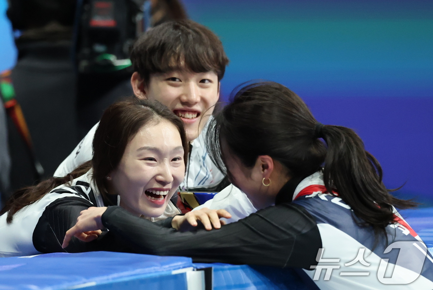 (밀라노=뉴스1) 김진환 기자 = 쇼트트랙 김길리가 16일(현지시간) 이탈리아 밀라노 아이스스케이팅 아레나에서 열린 2026 밀라노·코르티나담페초 동계올림픽 쇼트트랙 여자 1000 …