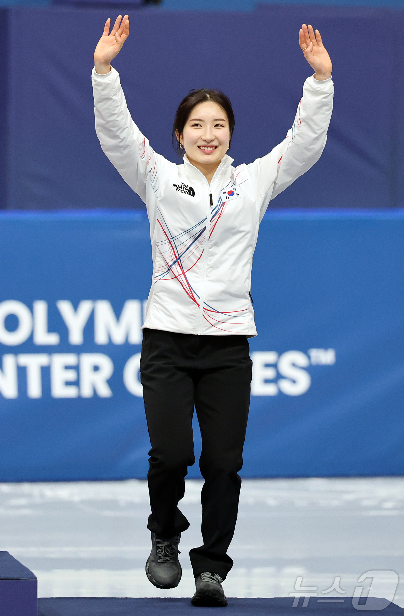 (밀라노=뉴스1) 김진환 기자 = 쇼트트랙 김길리가 16일(현지시간) 이탈리아 밀라노 아이스스케이팅 아레나에서 열린 2026 밀라노·코르티나담페초 동계올림픽 쇼트트랙 여자 1000 …