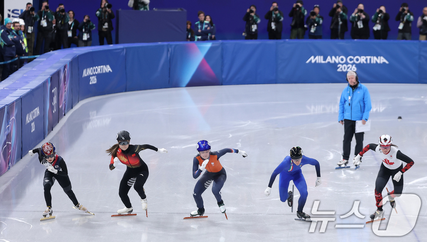 (밀라노=뉴스1) 김성진 기자 = 쇼트트랙 김길리가 16일(현지시간) 이탈리아 밀라노 아이스스케이팅 아레나에서 열린 2026 밀라노·코르티나담페초 동계올림픽 쇼트트랙 여자 1000 …