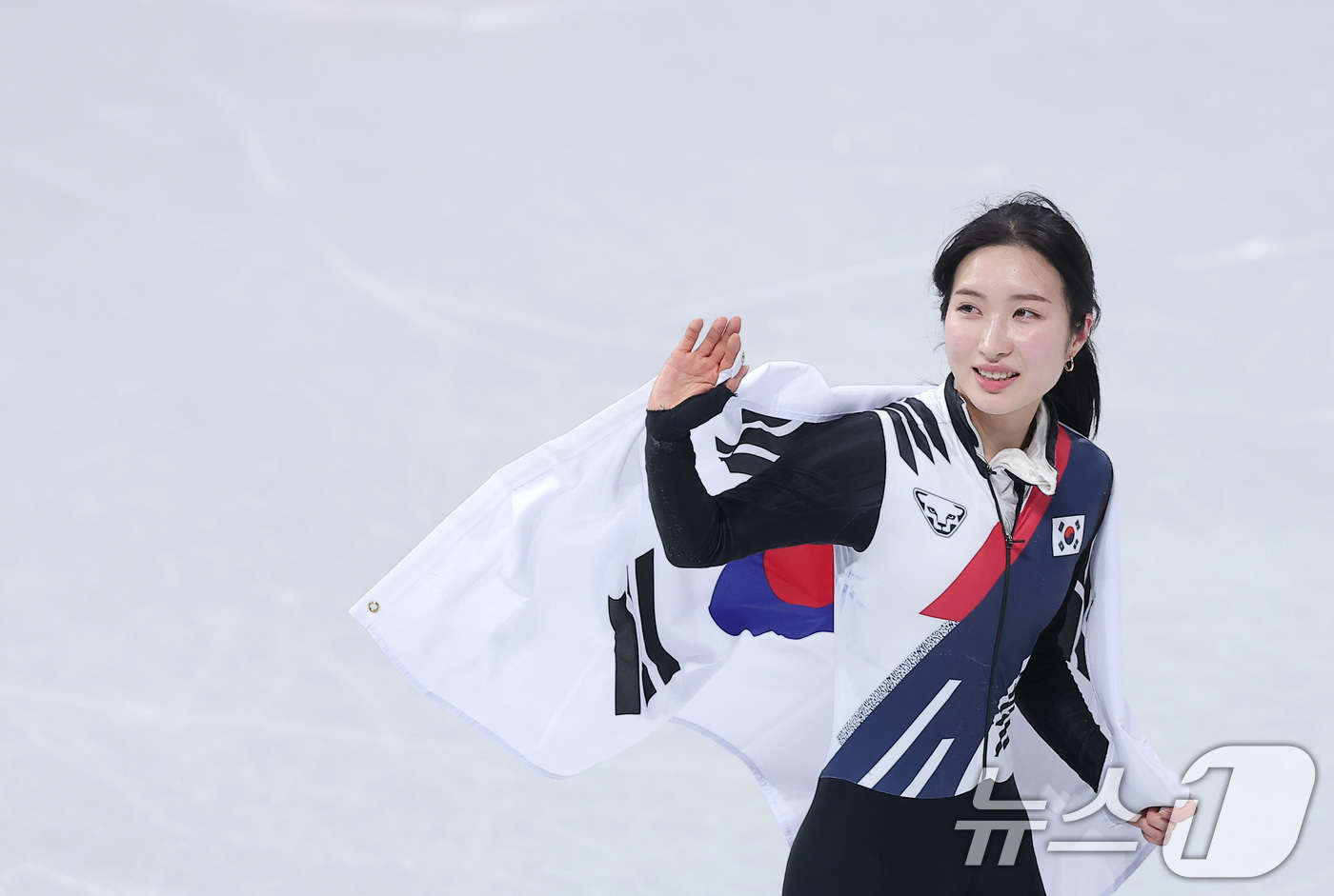 (밀라노=뉴스1) 김성진 기자 = 쇼트트랙 김길리가 16일(현지시간) 이탈리아 밀라노 아이스스케이팅 아레나에서 열린 2026 밀라노·코르티나담페초 동계올림픽 쇼트트랙 여자 1000 …