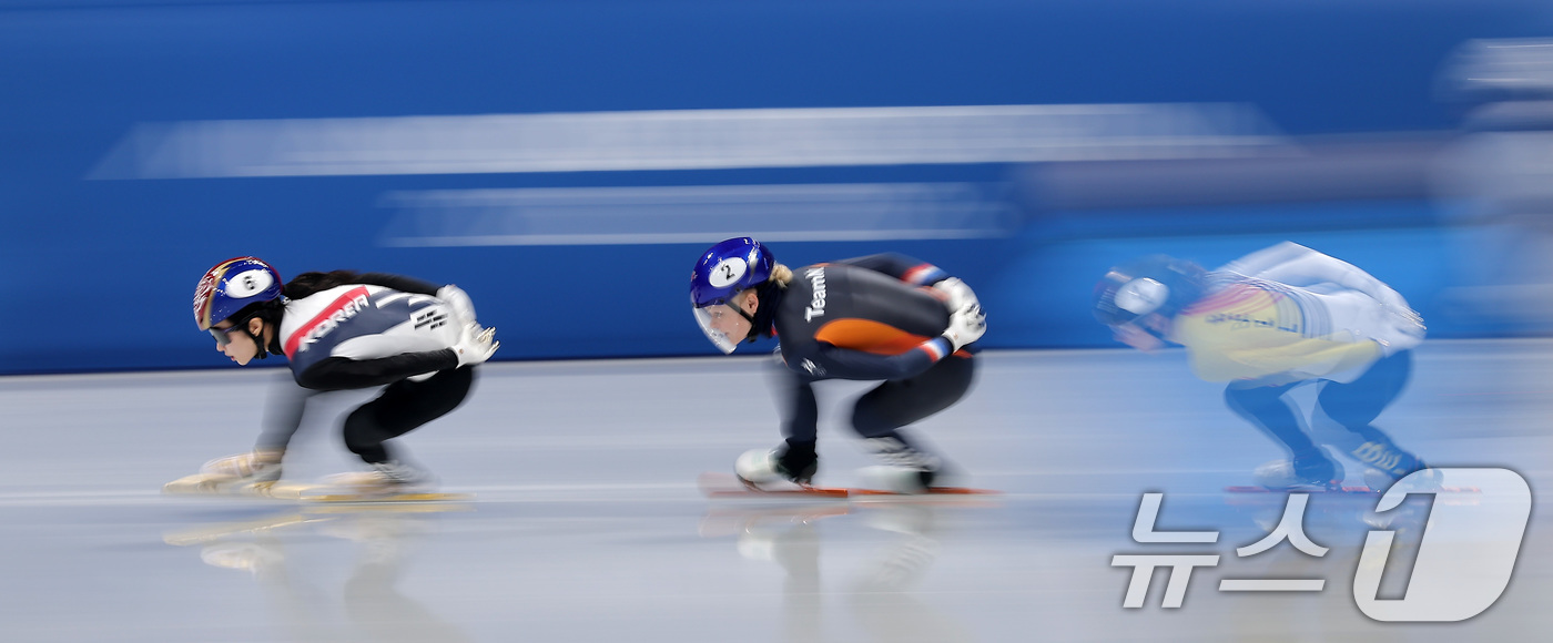 (밀라노=뉴스1) 김성진 기자 = 쇼트트랙 김길리가 16일(현지시간) 이탈리아 밀라노 아이스스케이팅 아레나에서 열린 2026 밀라노·코르티나담페초 동계올림픽 쇼트트랙 여자 1000 …
