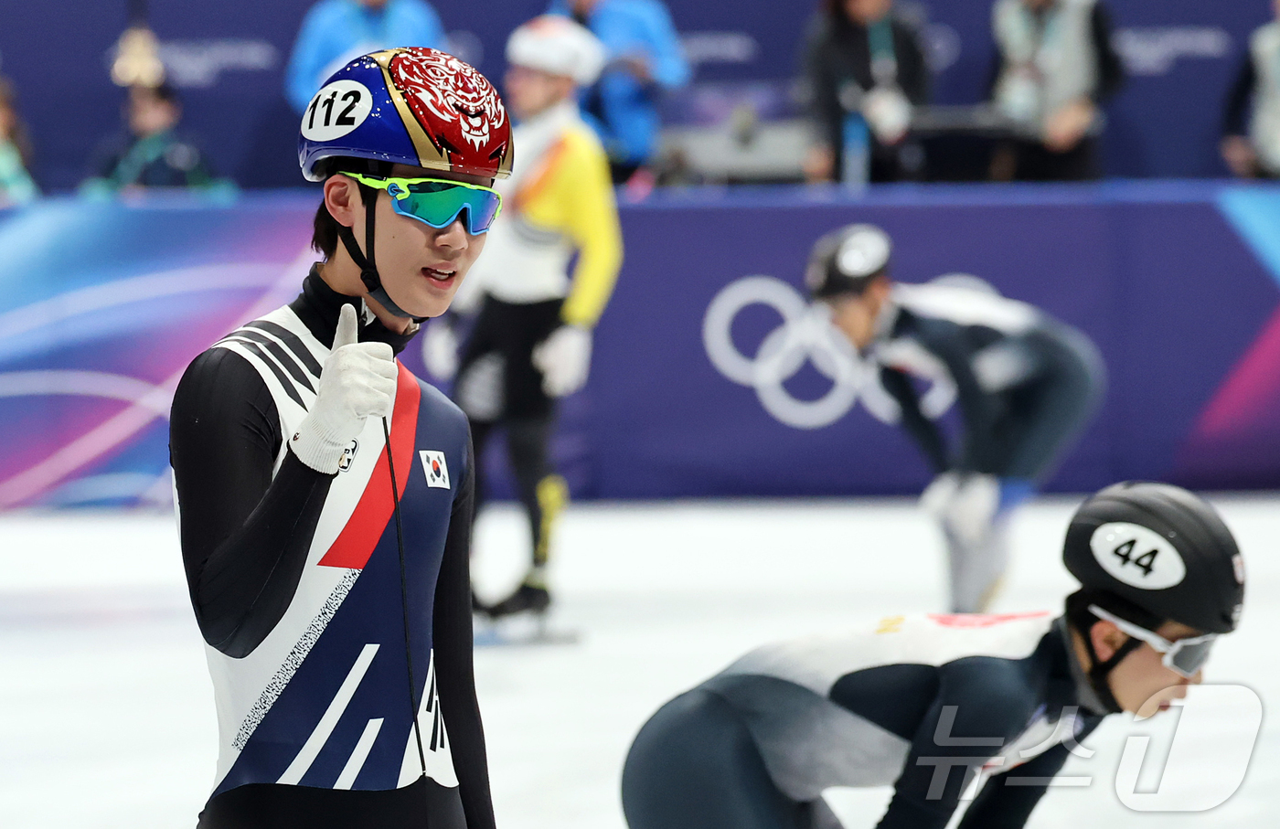 (밀라노=뉴스1) 김진환 기자 = 쇼트트랙 이준서가 16일(현지시간) 이탈리아 밀라노 아이스스케이팅 아레나에서 열린 2026 밀라노·코르티나담페초 동계올림픽 쇼트트랙 남자 5000 …