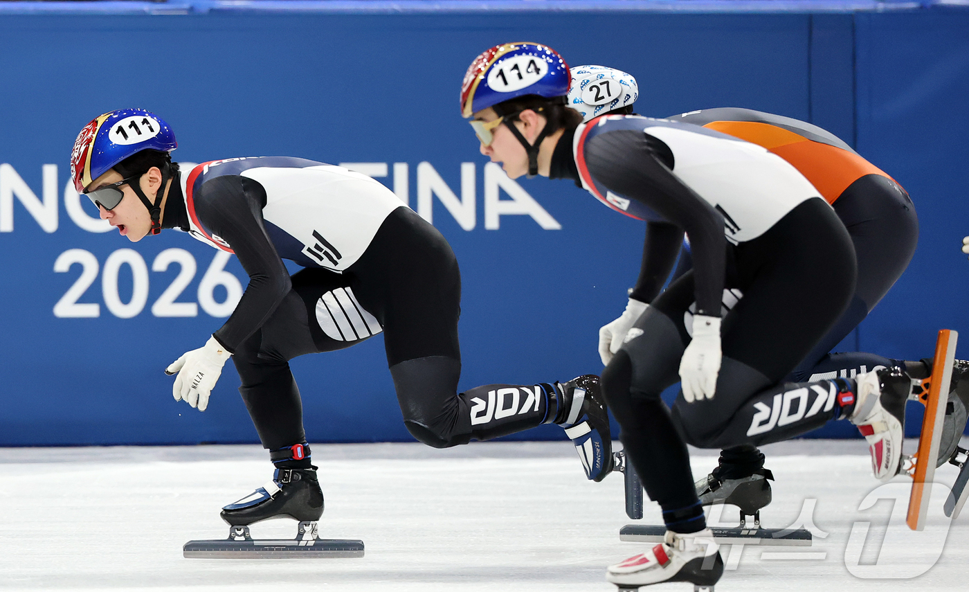 (밀라노=뉴스1) 김진환 기자 = 쇼트트랙 이정민이 16일(현지시간) 이탈리아 밀라노 아이스스케이팅 아레나에서 열린 2026 밀라노·코르티나담페초 동계올림픽 쇼트트랙 남자 5000 …