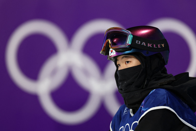 스노보드 유승은, 한국 첫 '멀티 메달' 도전…슬로프스타일 출격 [올림픽]