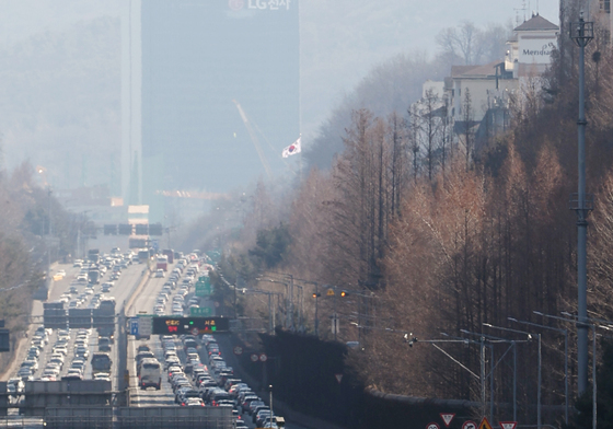 '설날 귀경길 정체 절정 향해'