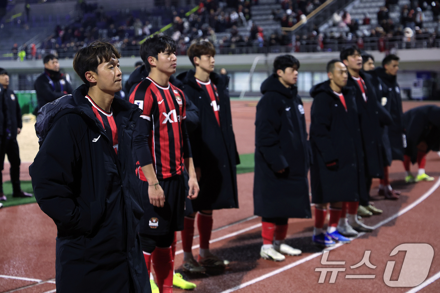 (서울=뉴스1) 박정호 기자 = 17일 오후 서울시 양천구 목동종합운동장에서 열린 AFC 챔피언스리그 엘리트(ACLE) 2025/26 리그 스테이지 8차전 FC서울과 산프레체 히로 …