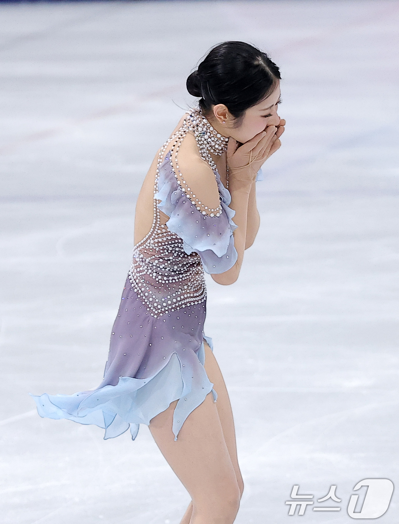 (밀라노=뉴스1) 김성진 기자 = 피겨 이해인이 17일(현지시간) 이탈리아 밀라노 아이스스케이팅 아레나에서 열린 2026 밀라노·코르티나담페초 동계올림픽 피겨 스케이팅 여자 싱글 …