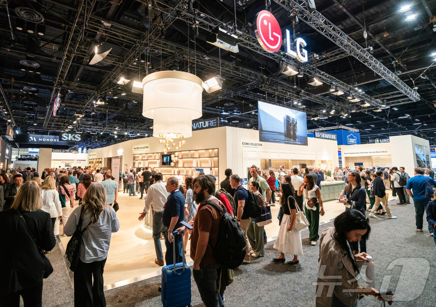 (서울=뉴스1) = LG전자가 현지시간 17일부터 19일까지 美 올랜도에서 열리는 북미 최대 주방·욕실 전시회 ‘KBIS 2026’에 참가해 주택과 고객의 일상을 바꾸는 맞춤형 프 …