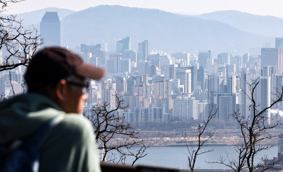 올해 서울 아파트 매매가 80% '15억 이하'