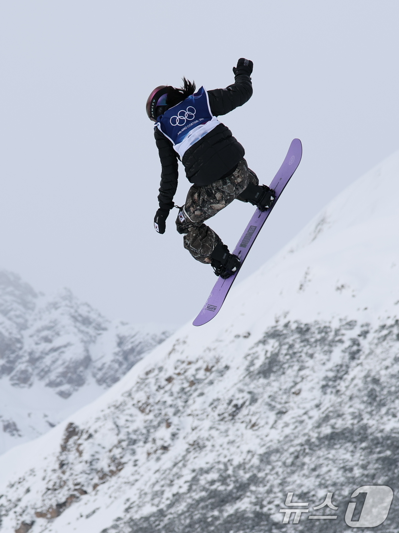 (리비뇨=뉴스1) 김진환 기자 = 스노보드 유승은이 18일(현지시간) 이탈리아 리비뇨 스노파크에서 열린 2026 밀라노·코르티나담페초 동계올림픽 스노보드 여자 슬로프스타일 결선에 …