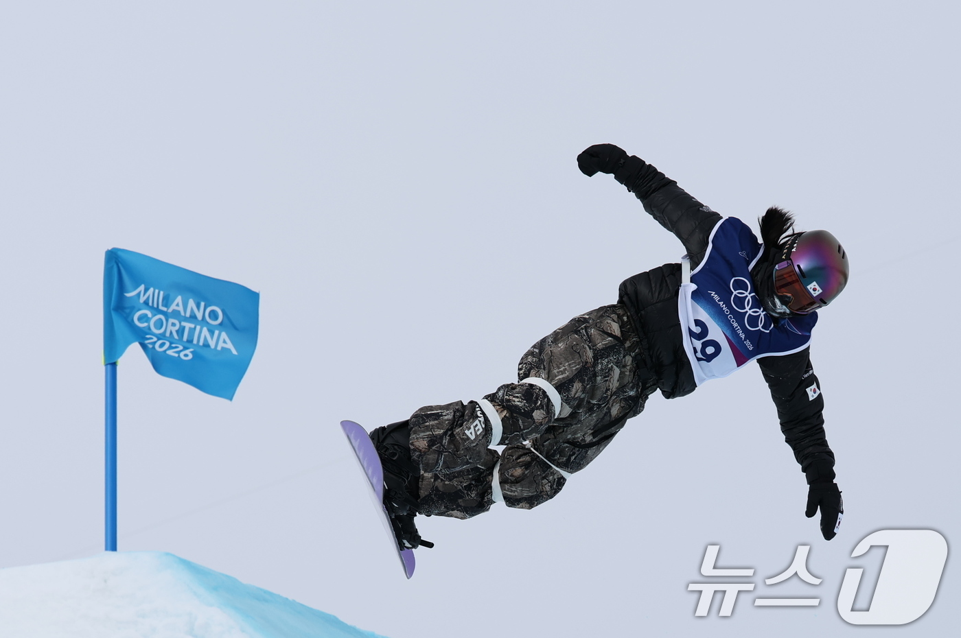(리비뇨=뉴스1) 김진환 기자 = 스노보드 유승은이 18일(현지시간) 이탈리아 리비뇨 스노파크에서 열린 2026 밀라노·코르티나담페초 동계올림픽 스노보드 여자 슬로프스타일 결선에 …